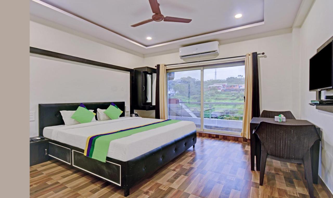 Treebo Paradise Inn With Mountain View 마하발레슈와르 외부 사진